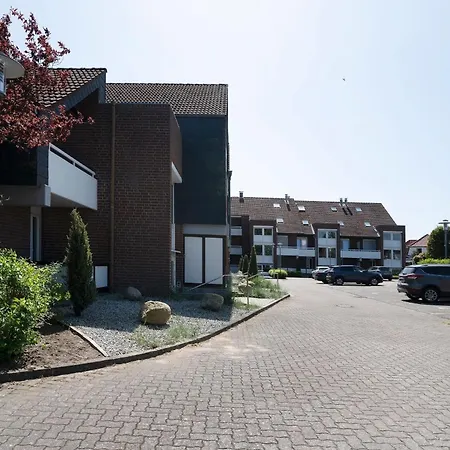 Strandhotel Strandhafen Rocksien 4*