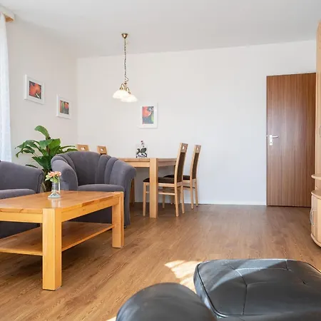 Strandhotel Strandhafen Rocksien